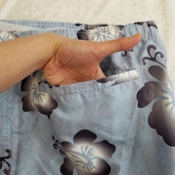 Beverly Hills Polo Club Men's Blue Board Shorts - Picture 7 of 7